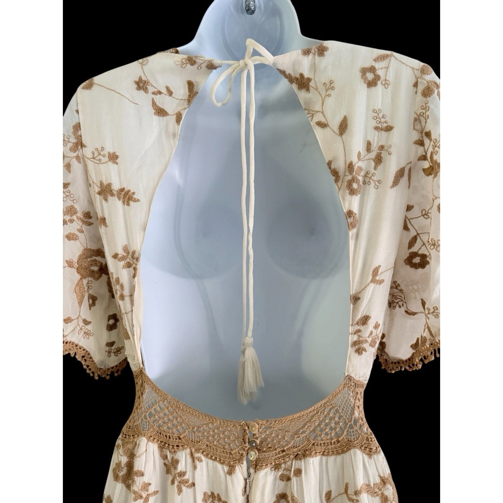 ZARA Trafaluc Maxi Dress M White Embroidered Boho Open Back Crochet Lace Beige - Picture 12 of 14